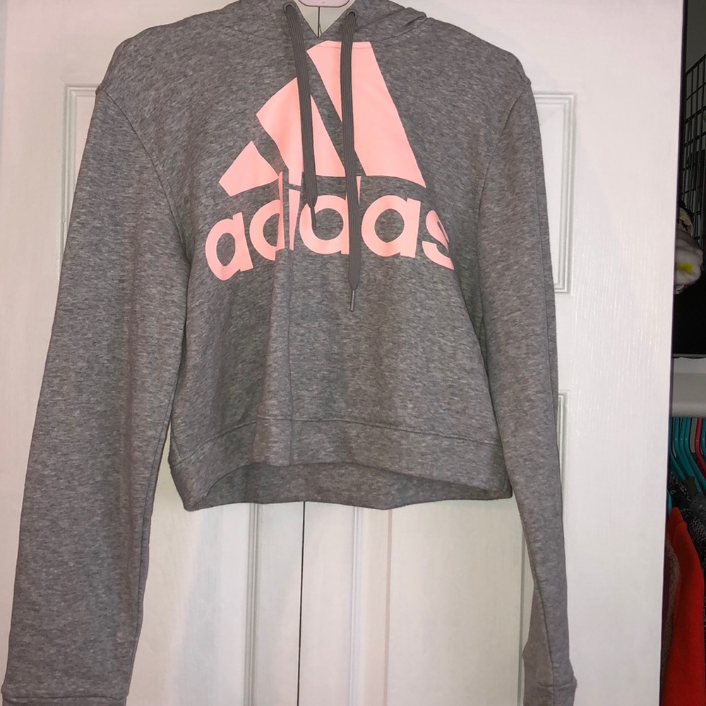 Crop ADIDAS hoodie (never worn)